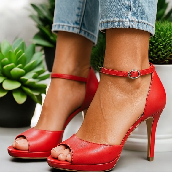 Wassio salmon colored Women's Heels - Picture 1 of 7